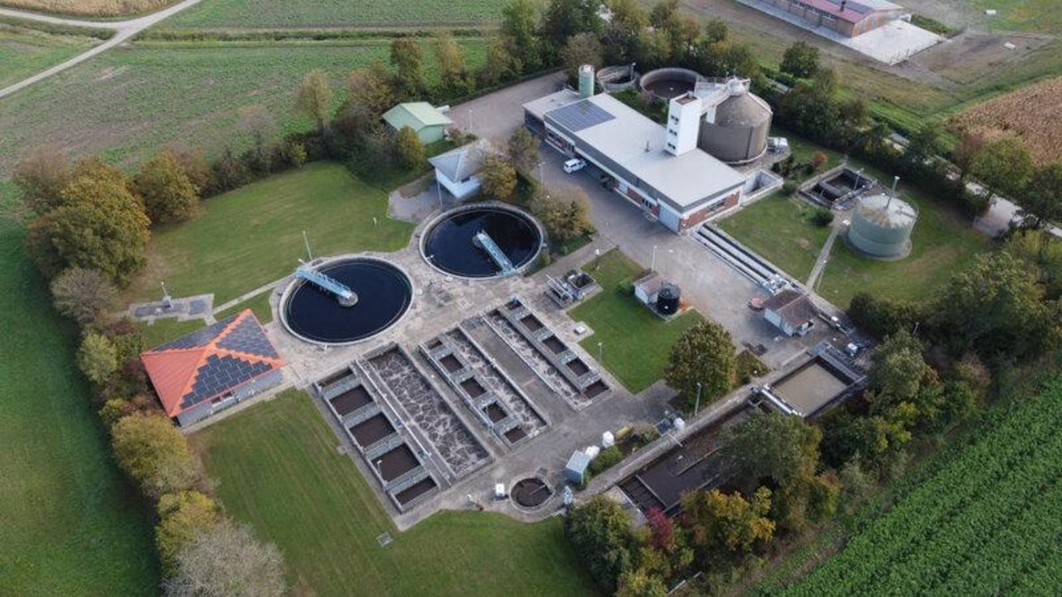 Bild von der Verbandskläranlage von oben